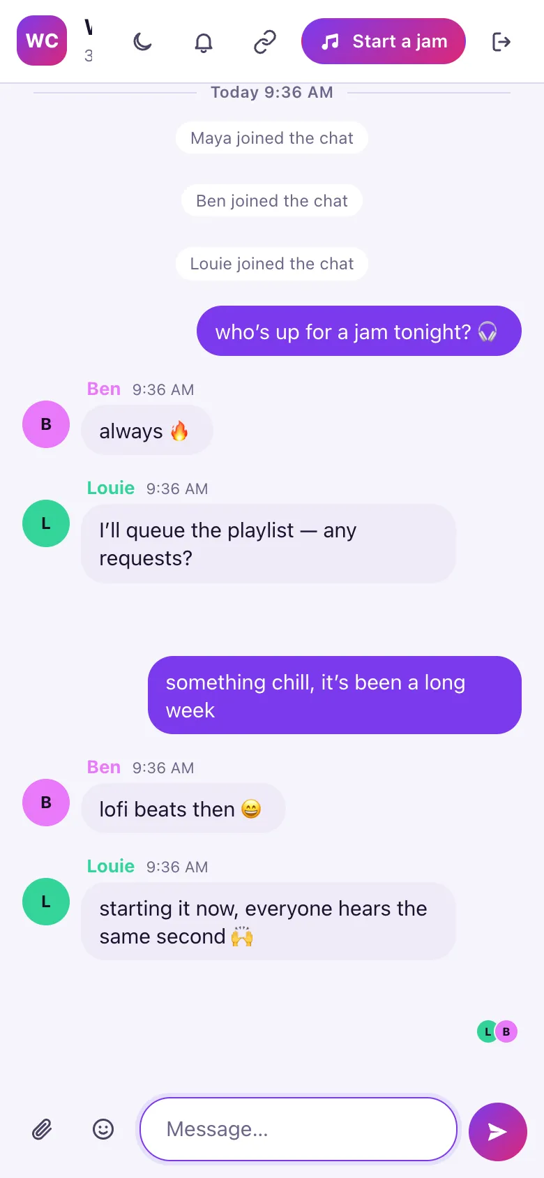 Jammr chat on a phone